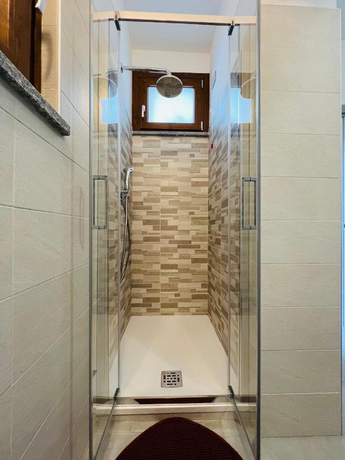 La Ringhiera Hotel Новара Екстериор снимка