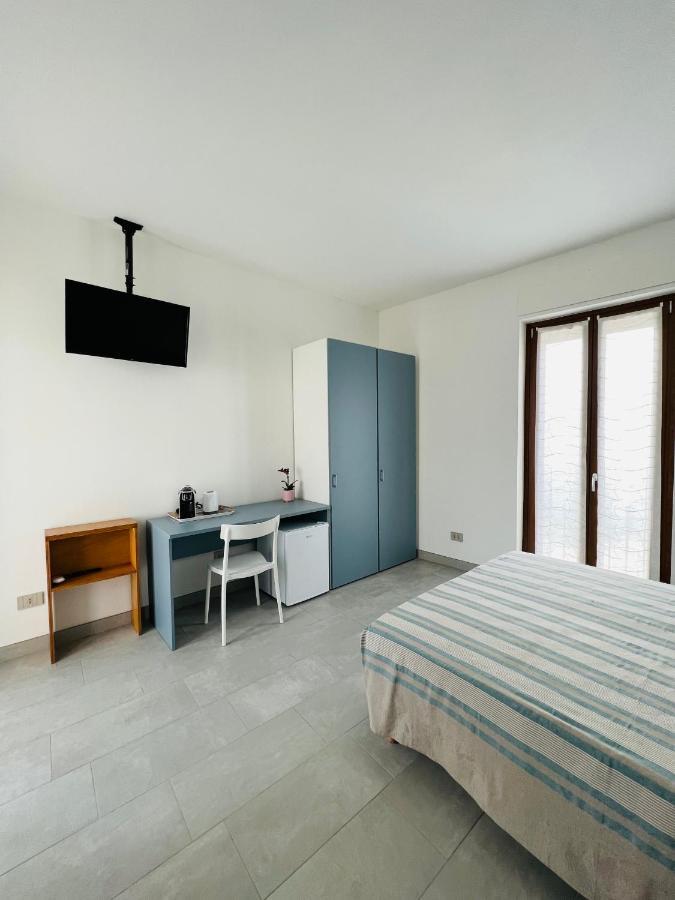 La Ringhiera Hotel Новара Екстериор снимка