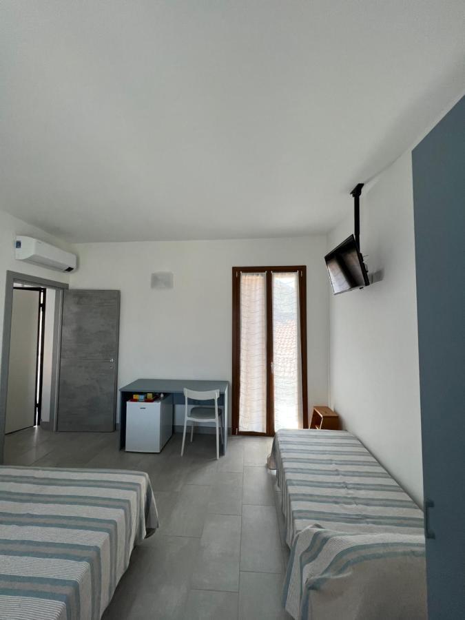 La Ringhiera Hotel Новара Екстериор снимка